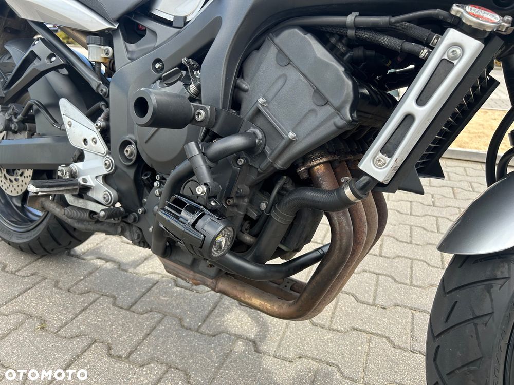 Yamaha FZ6 - 7