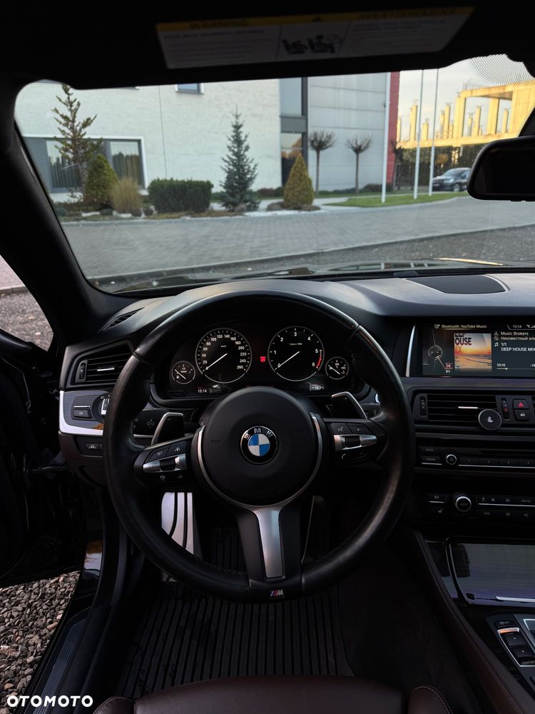 BMW Seria 5 530d xDrive - 24