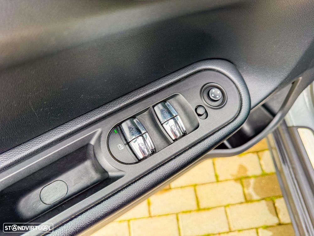 MINI Countryman Cooper D Auto - 13