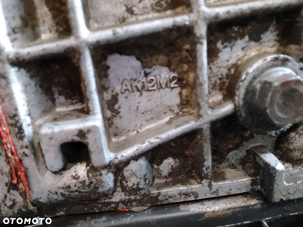 SKRZYNIA BIEGÓW MANUALNA ŁADA NIVA AK12M2 1.6 - 5