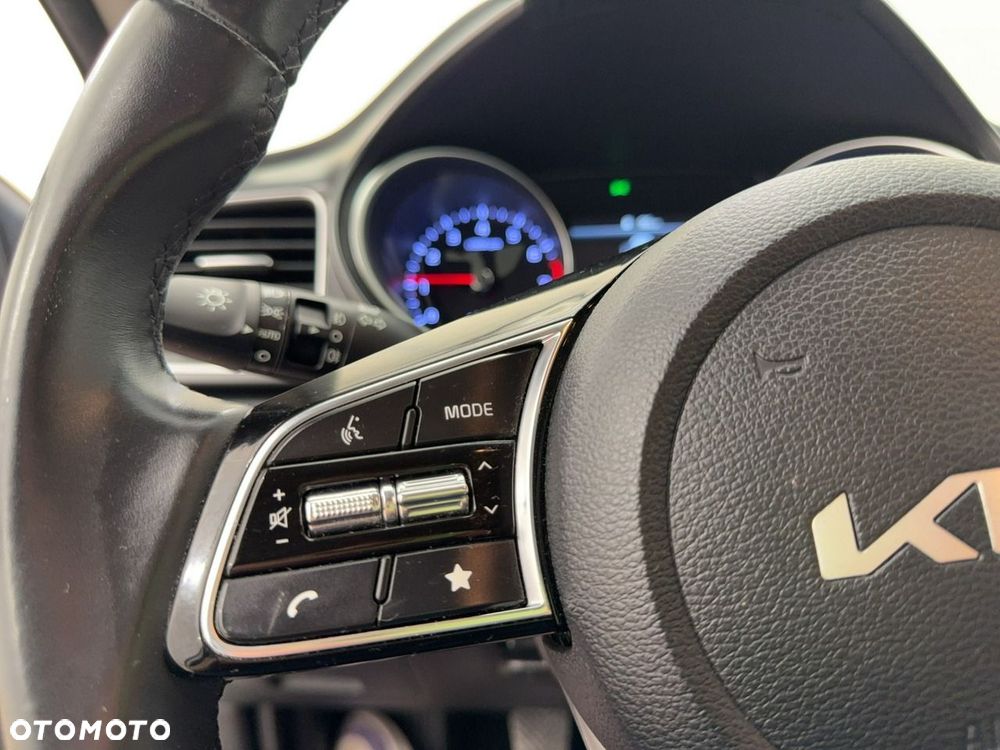Kia Ceed - 22