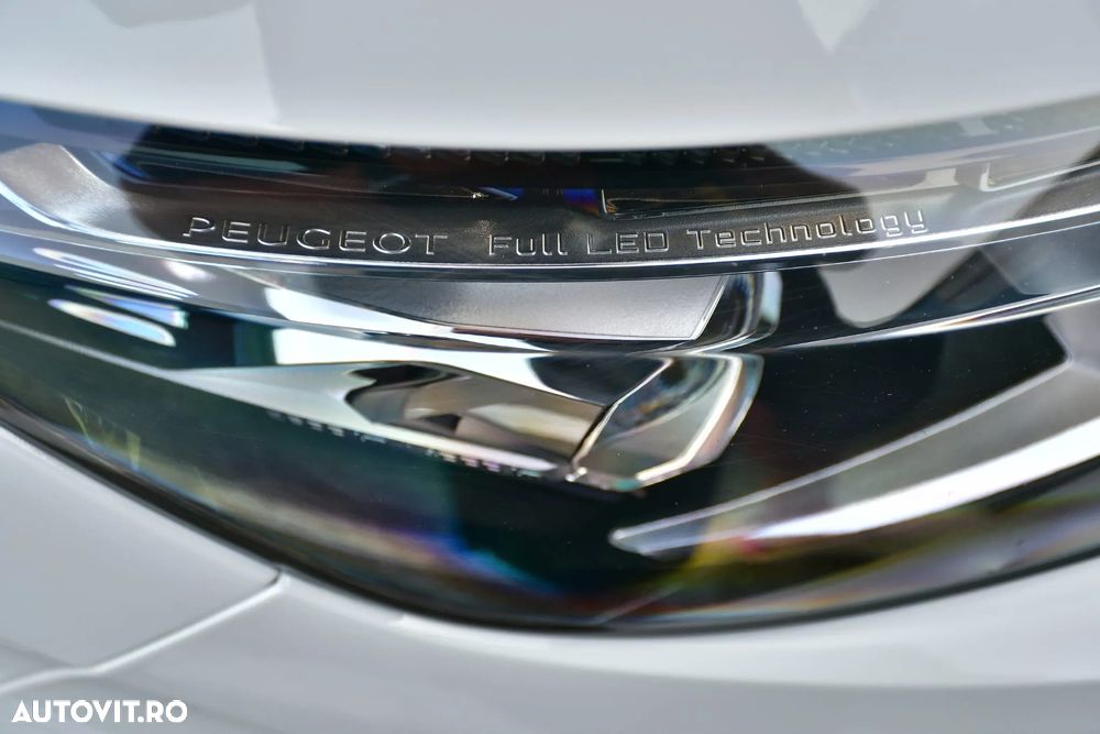 Peugeot 5008 1.6 BlueHDI EAT6 GT-Line - 26