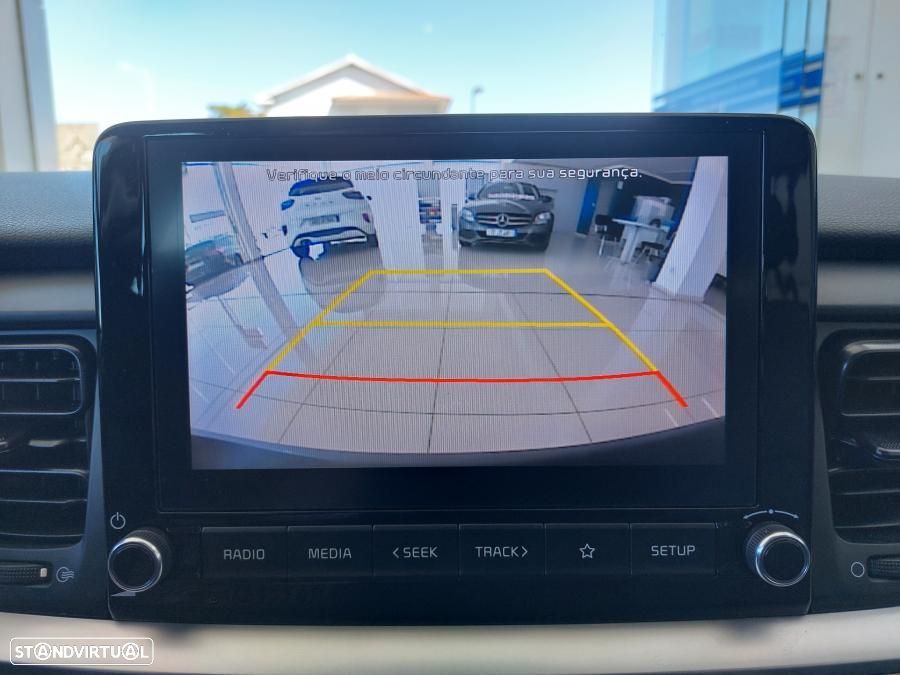 Kia Stonic 1.2 CVVT LX - 26