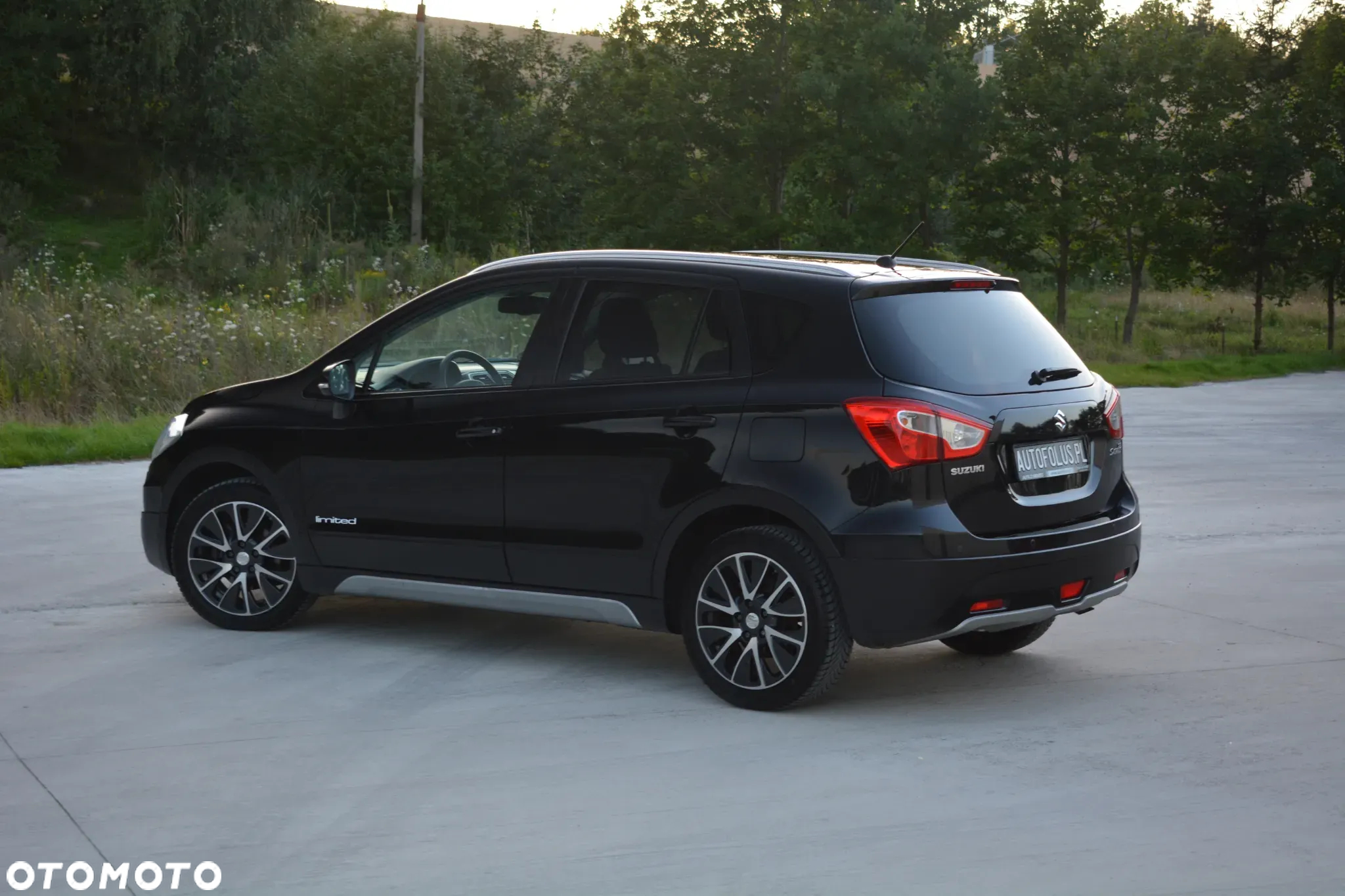 Suzuki SX4 S-Cross 1.6 VVT CVT 4x2 limited - 11