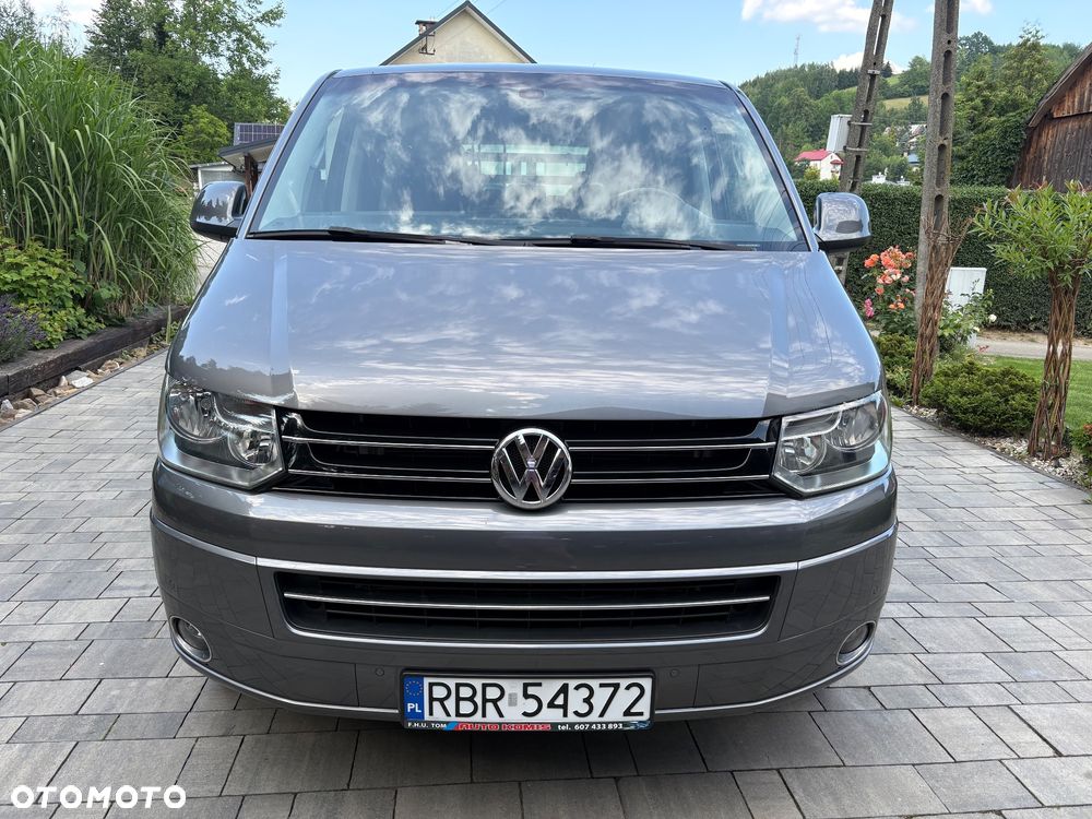Volkswagen Multivan - 2