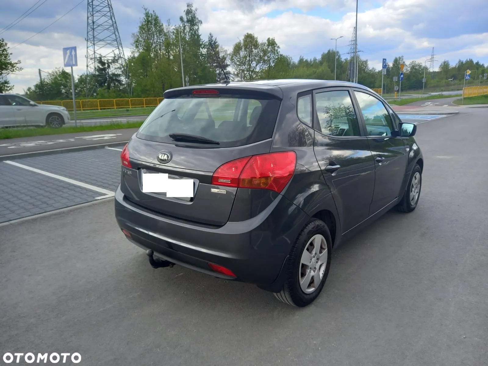Kia Venga 1.4 CRDi 90 Attract - 12