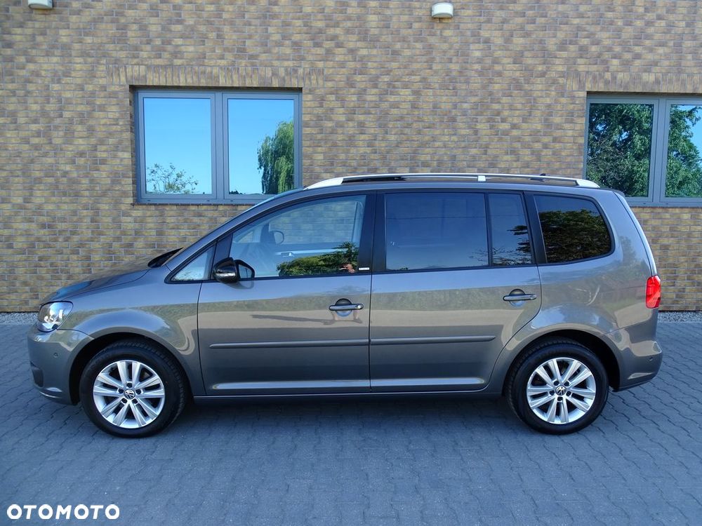 Volkswagen Touran 1.6 TDI DPF BlueMotion Technology DSG STYLE - 8