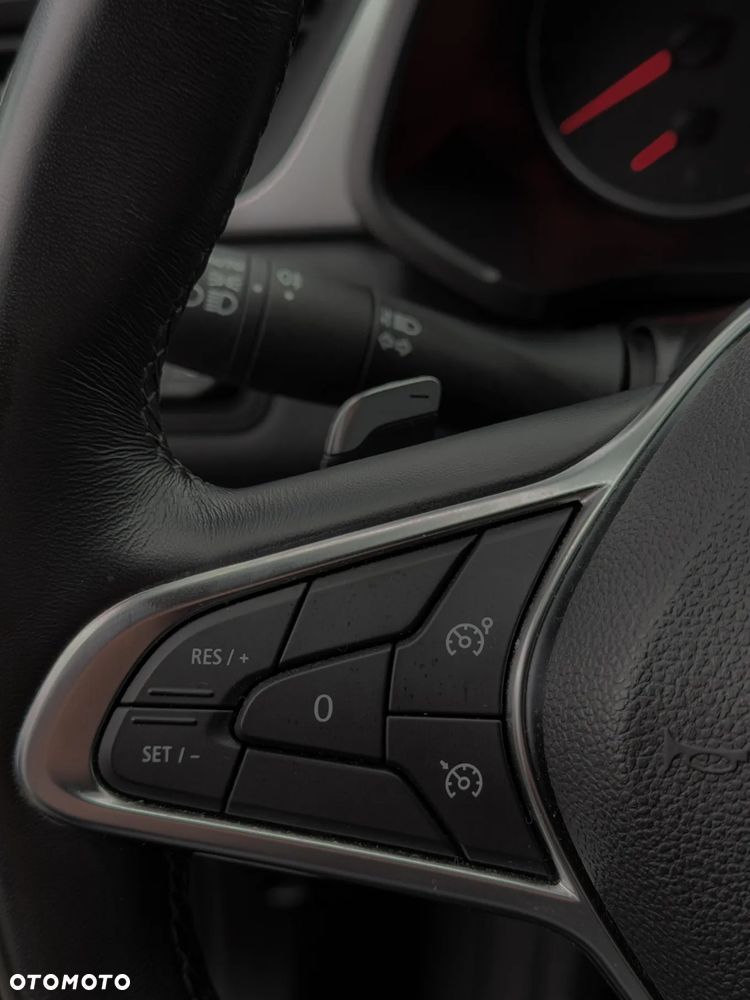 Renault Captur - 8