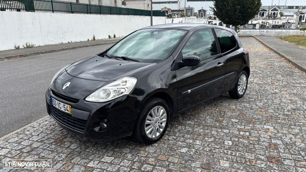 Renault Clio 1.2 16V Confort - 1