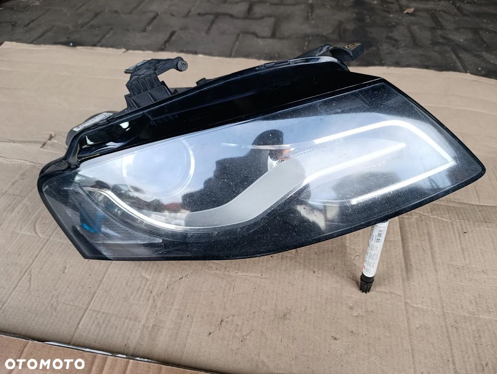 AUDI A4 B8 LAMPA PRAWA PRZÓD PRZEDNIA EUROPA 8K0941004C KOMPLETNA - 1
