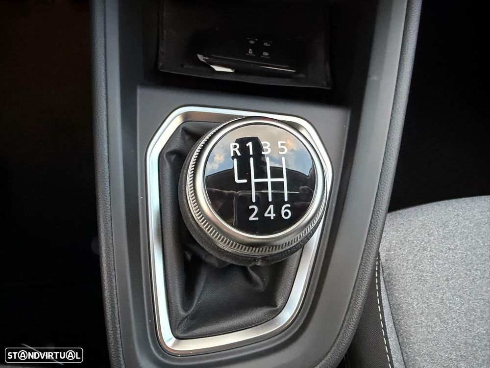 Mitsubishi Colt 1.0 MPI-T Kaiteki - 22