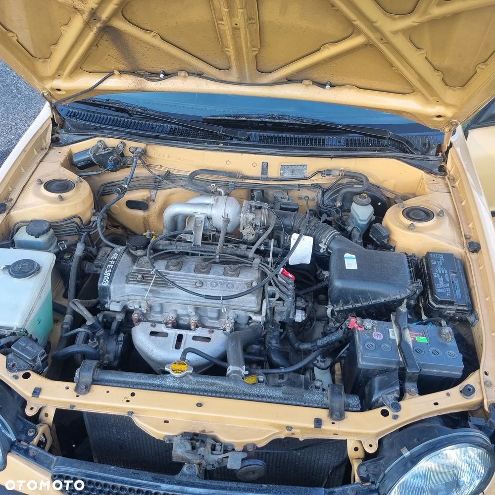 Toyota Corolla 1.4 - 13