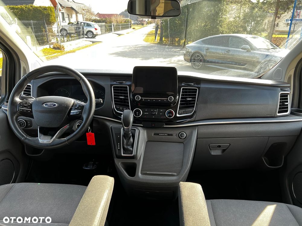 Ford Tourneo Custom 2.0 EcoBlue L1 Titanium SelectShift - 31