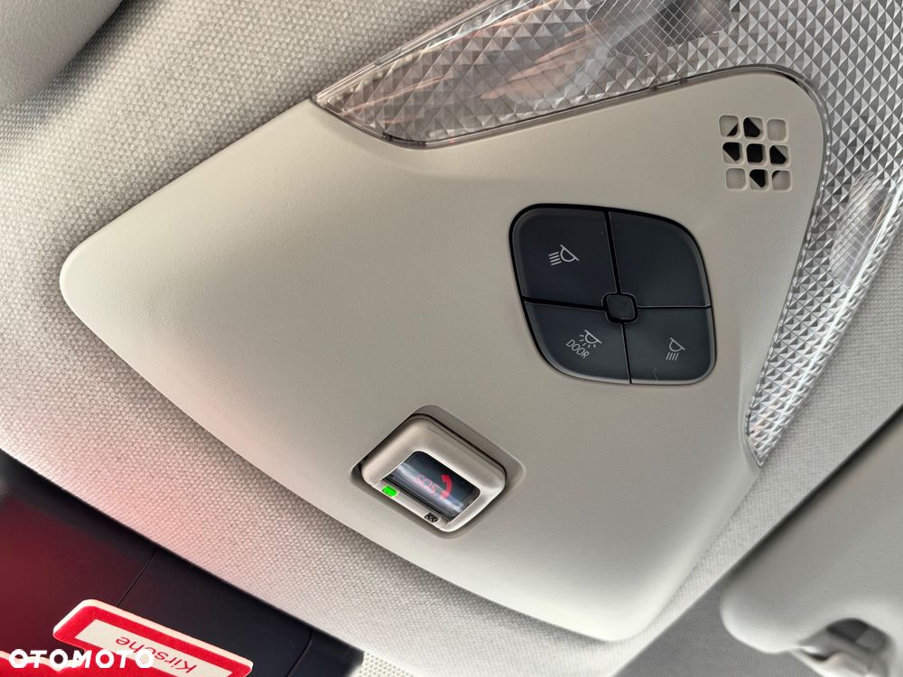 Toyota C-HR 1.8 Hybrid GPF Comfort - 28