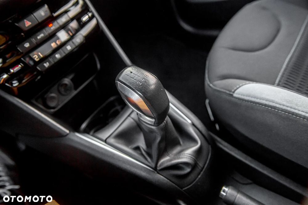 Peugeot 208 1.6 VTi Allure - 32