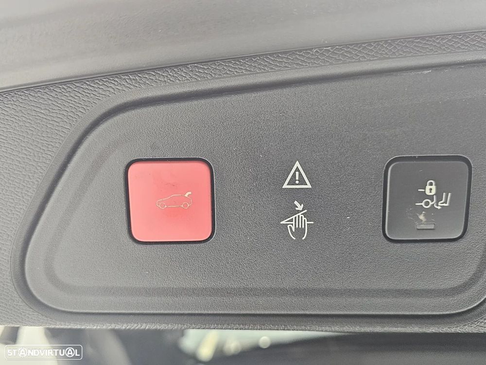 Peugeot 3008 1.6 BlueHDi GT Line EAT6 - 31