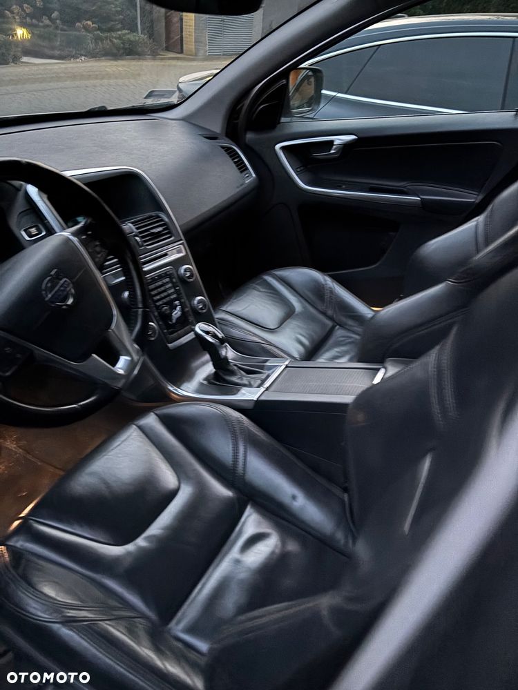Volvo XC 60 D5 AWD Summum - 7