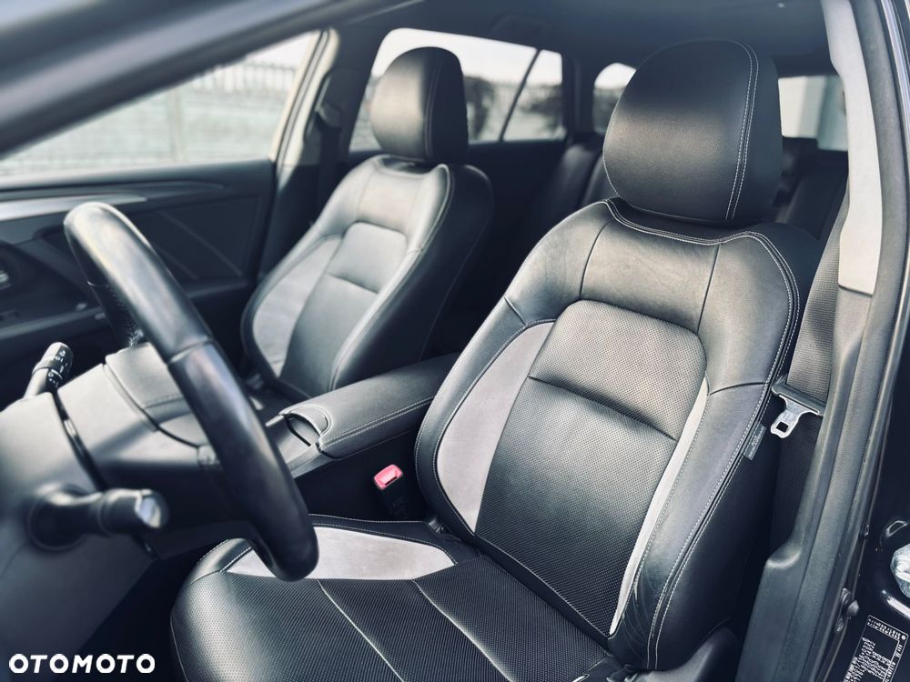 Toyota Avensis - 19