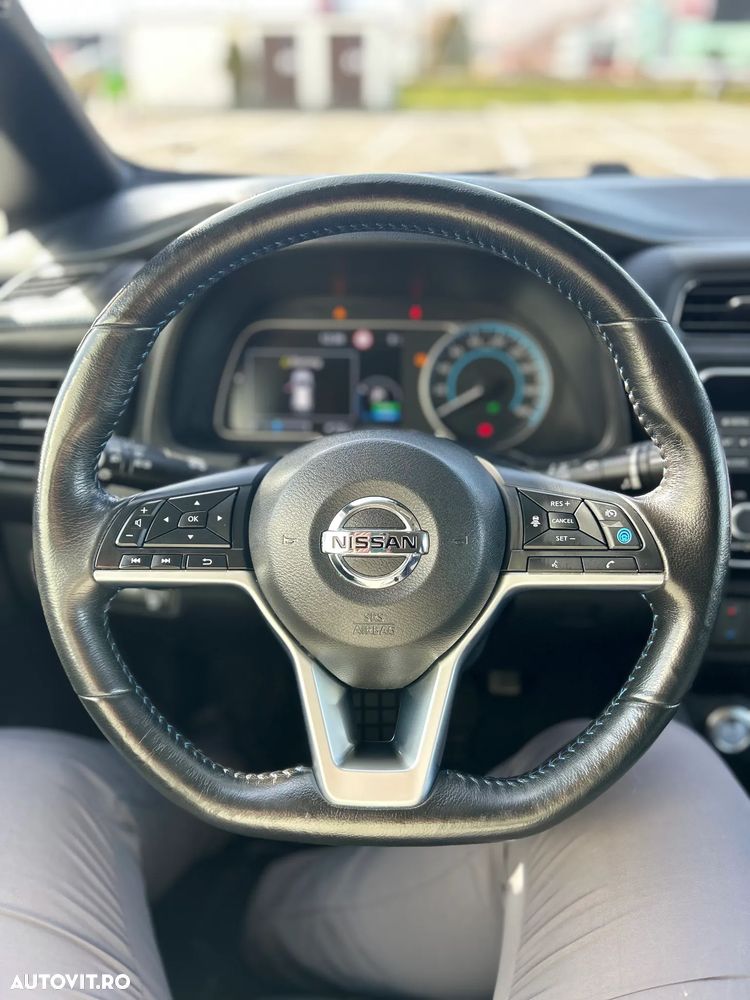 Nissan Leaf - 8