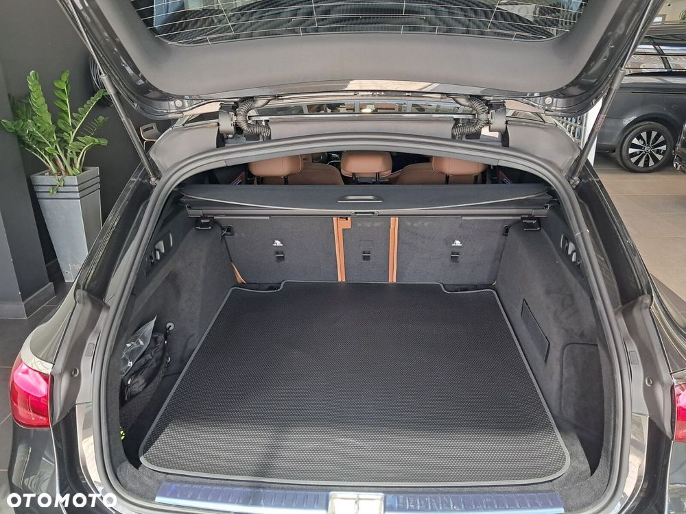 Mercedes-Benz Klasa E 220 d mHEV 4-Matic All-Terrain Avantgarde 9G-Tronic - 41