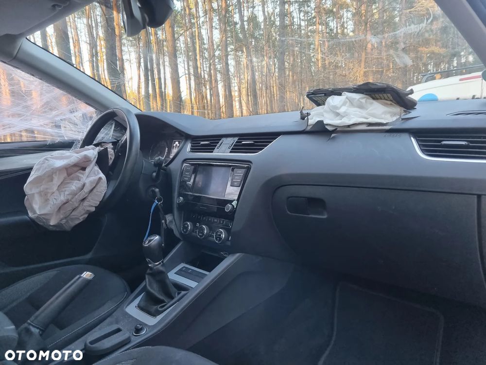 Skoda Octavia 1.6 TDI Premium Edition - 12