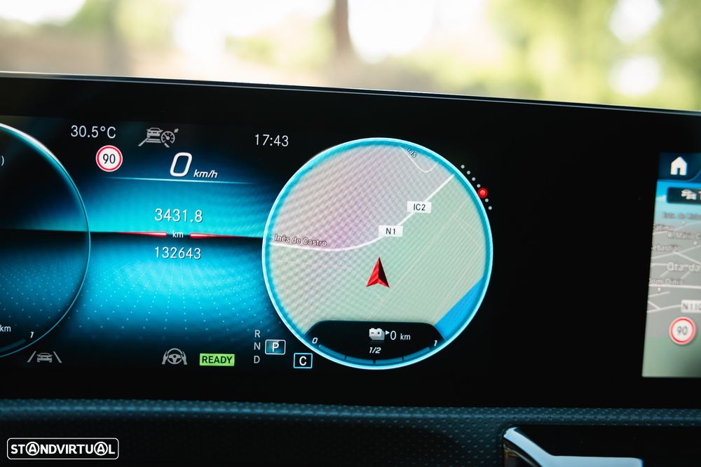 Mercedes-Benz A 250 e 8G-DCT AMG Line Advanced Plus - 28