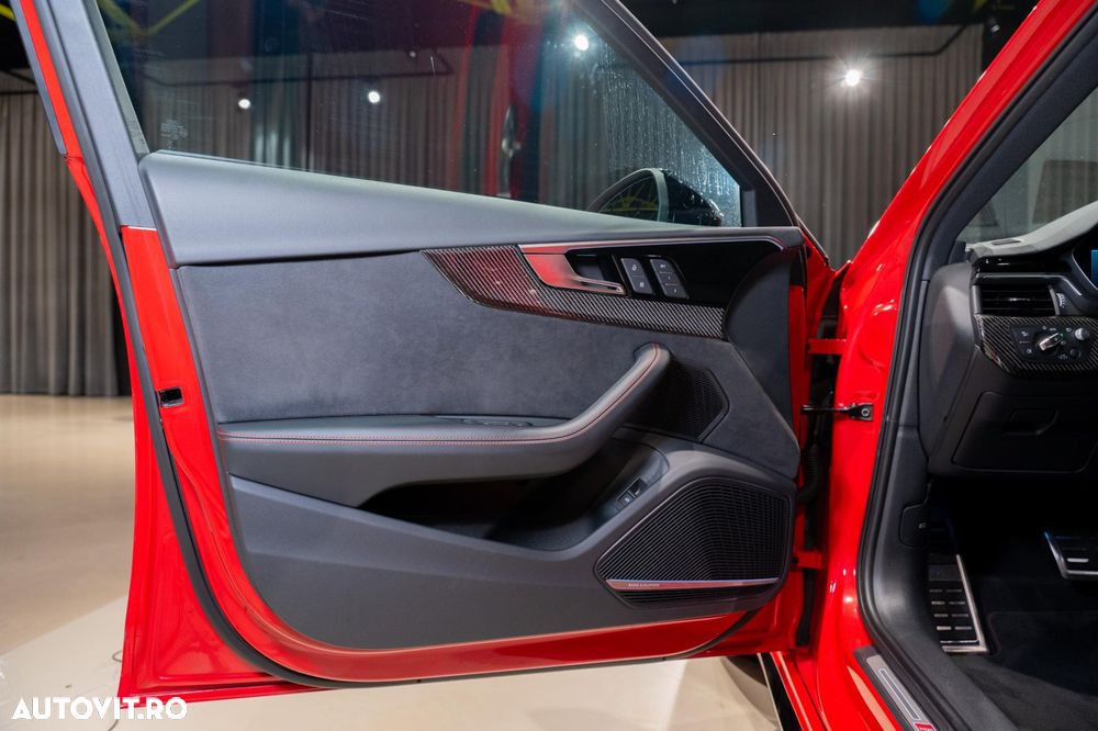 Audi RS4 Avant quattro Tiptronic - 35