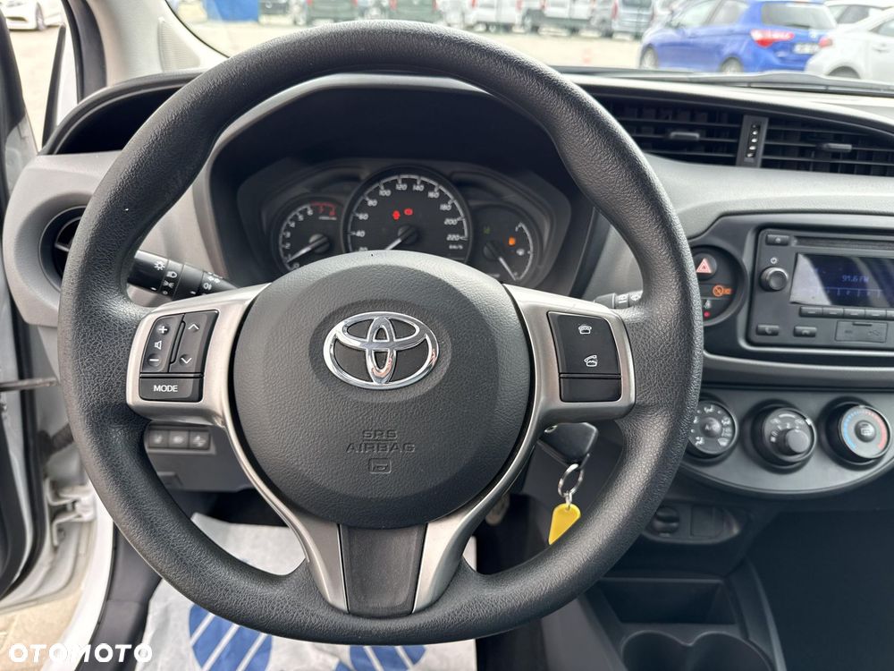 Toyota Yaris 1.5 Active - 14