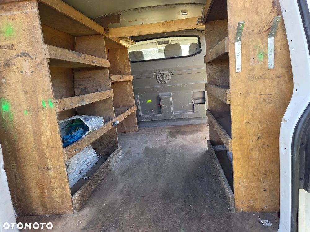 Volkswagen T5 - 8