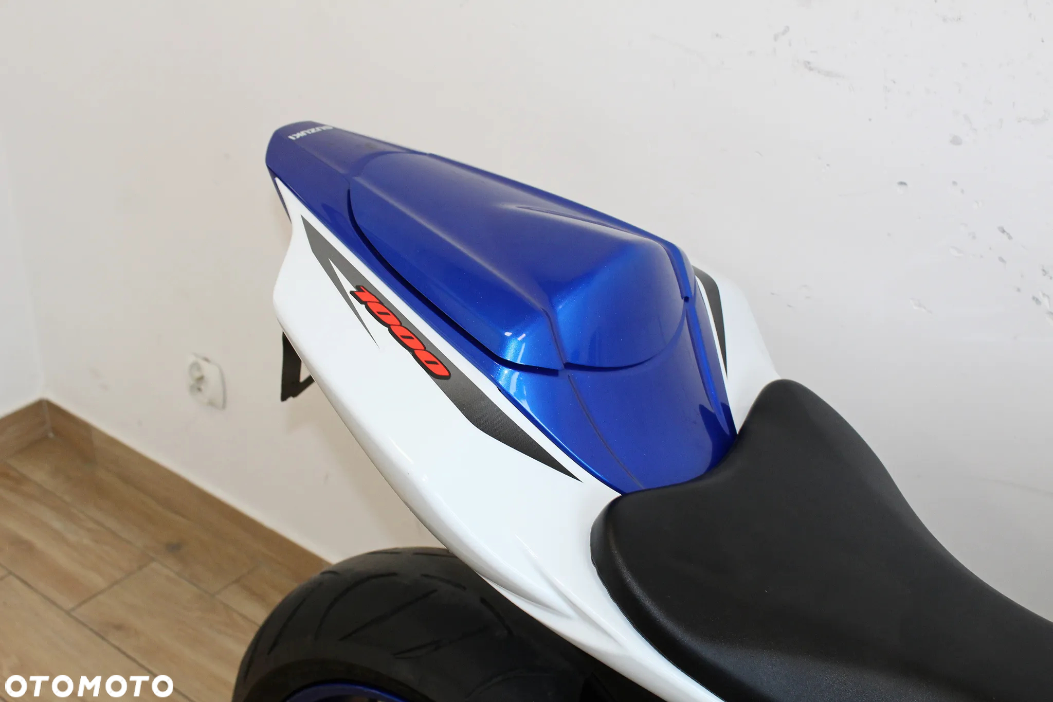 Suzuki GSX-R - 10