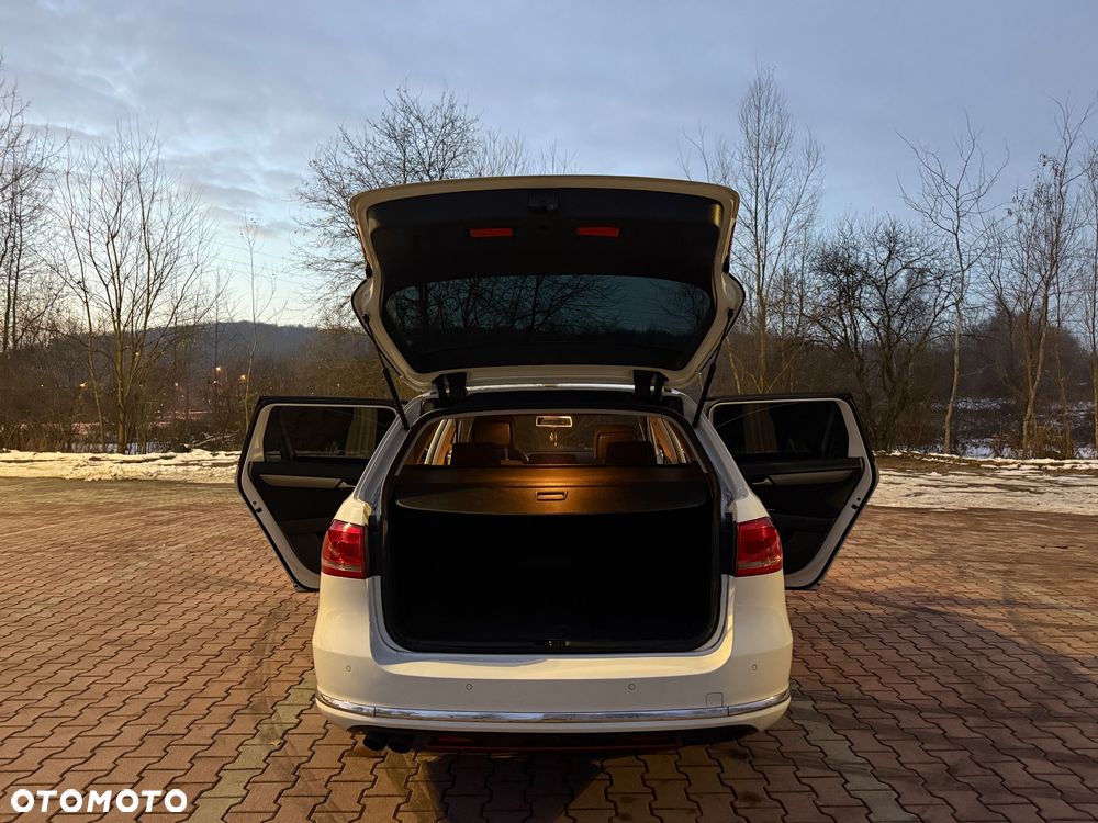 Volkswagen Passat 2.0 TDI 4Motion Comfortline - 13