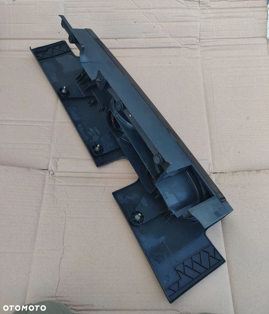 Lampa tył tylna Prawa Drzwi Renault Trafic 2001- - 3