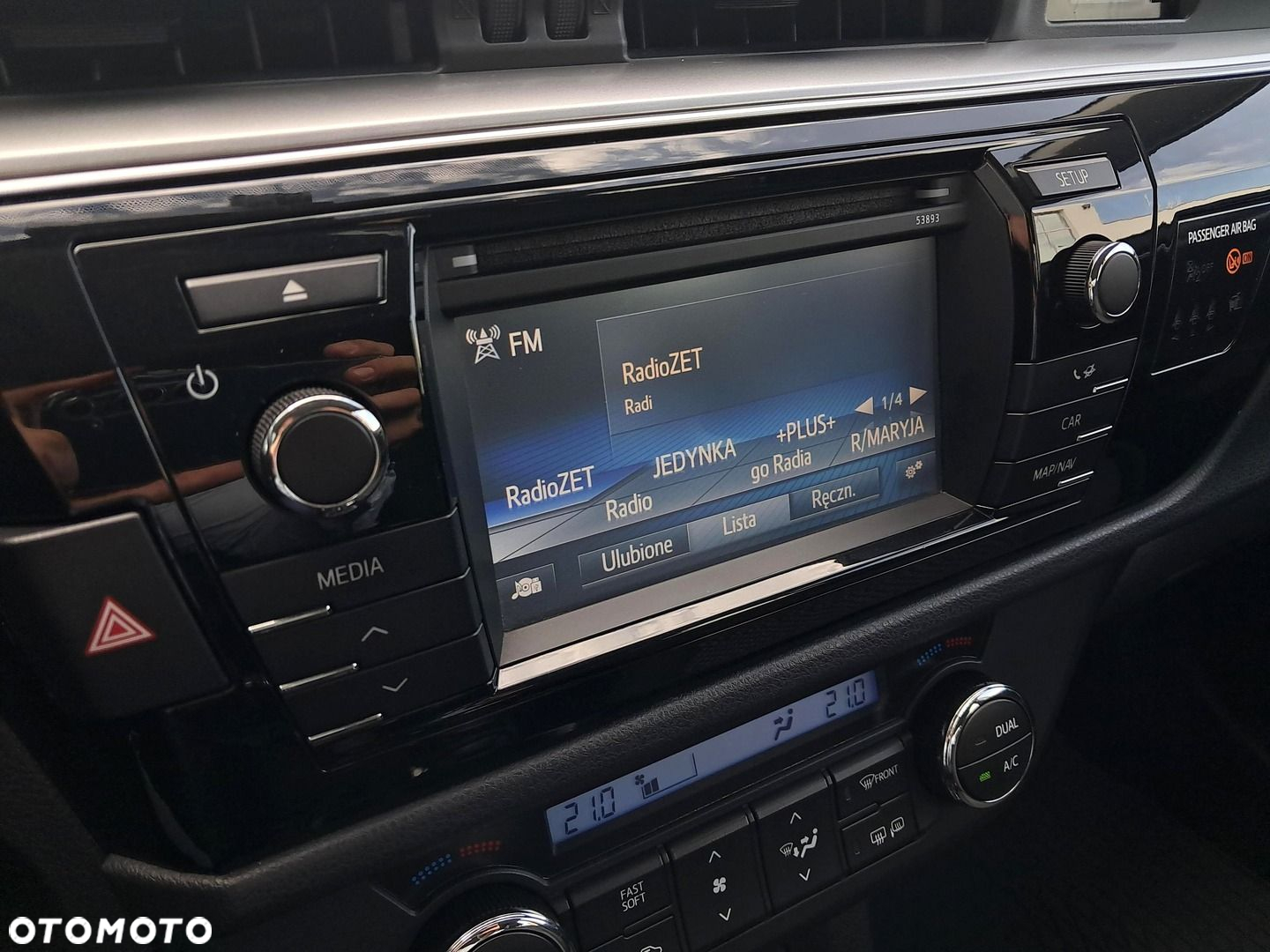 Toyota Corolla 1.6 Premium EU6 - 19