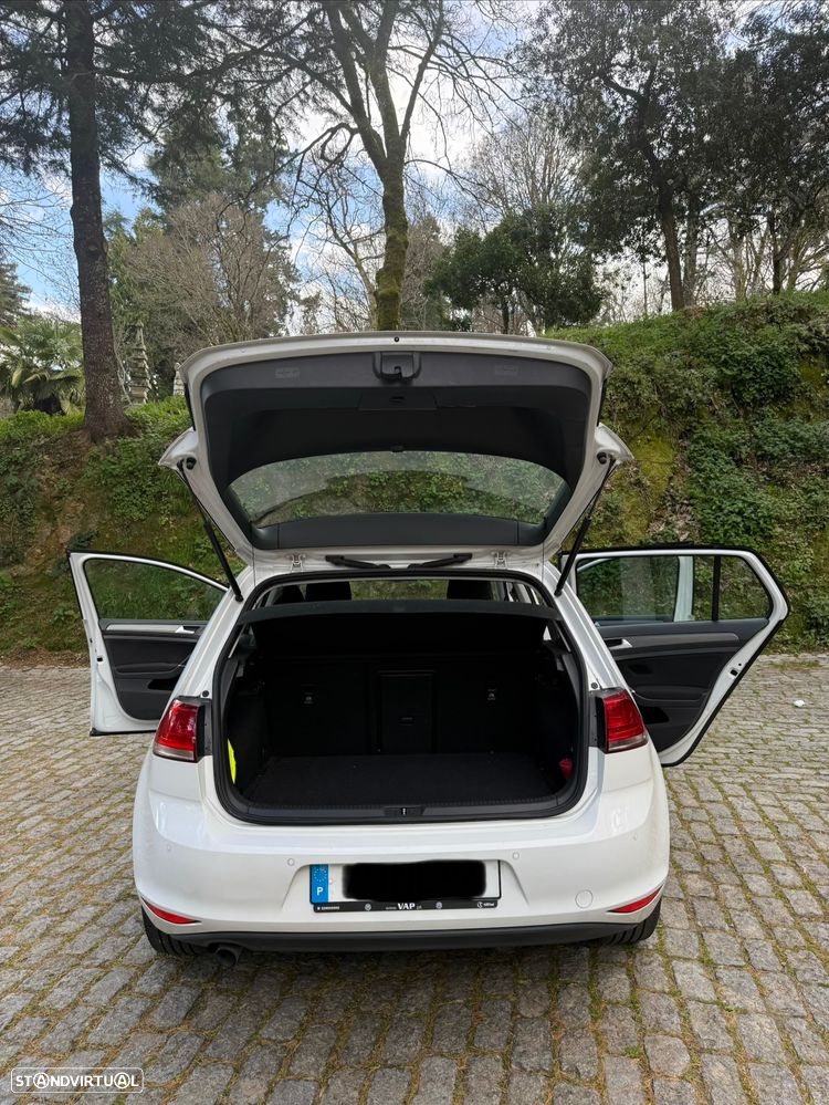 VW Golf 1.6 TDi Edition DSG - 16