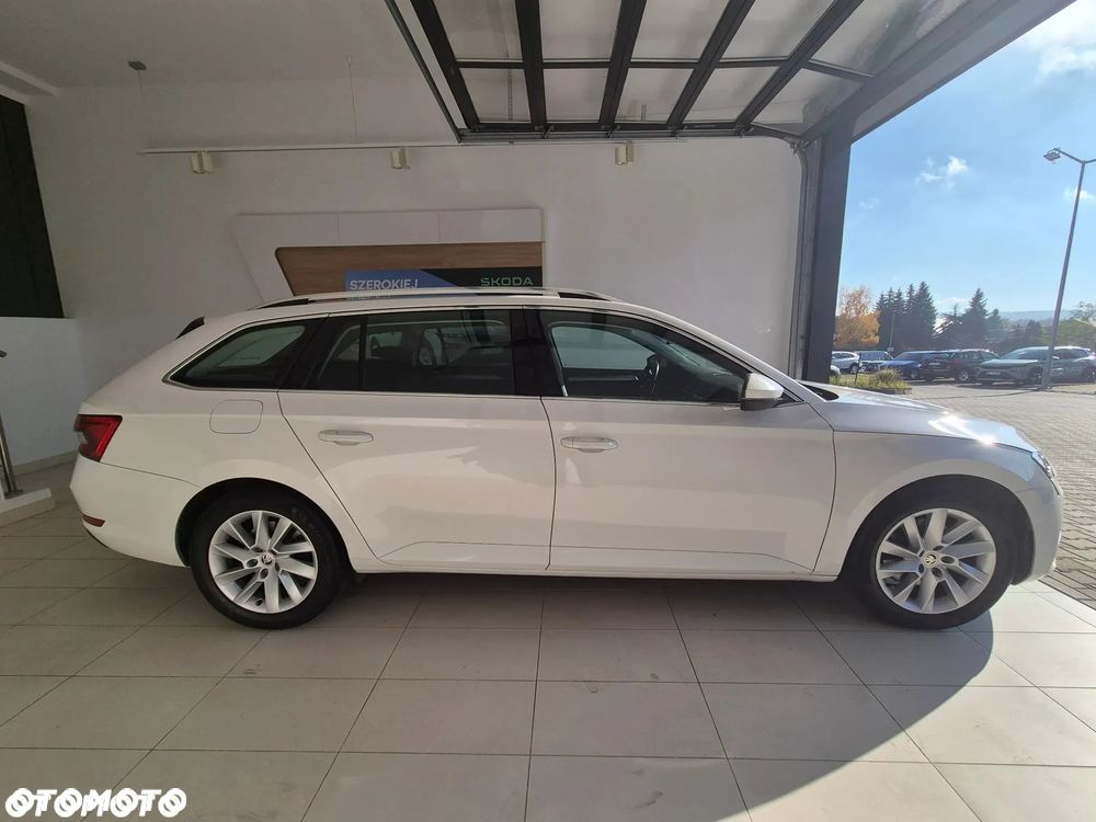 Skoda Superb 1.5 TSI Ambition DSG - 6