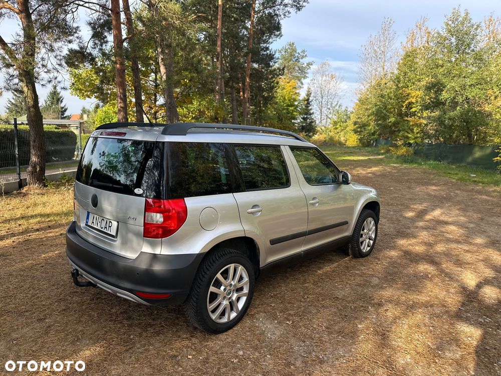 Skoda Yeti 2013 photo 5