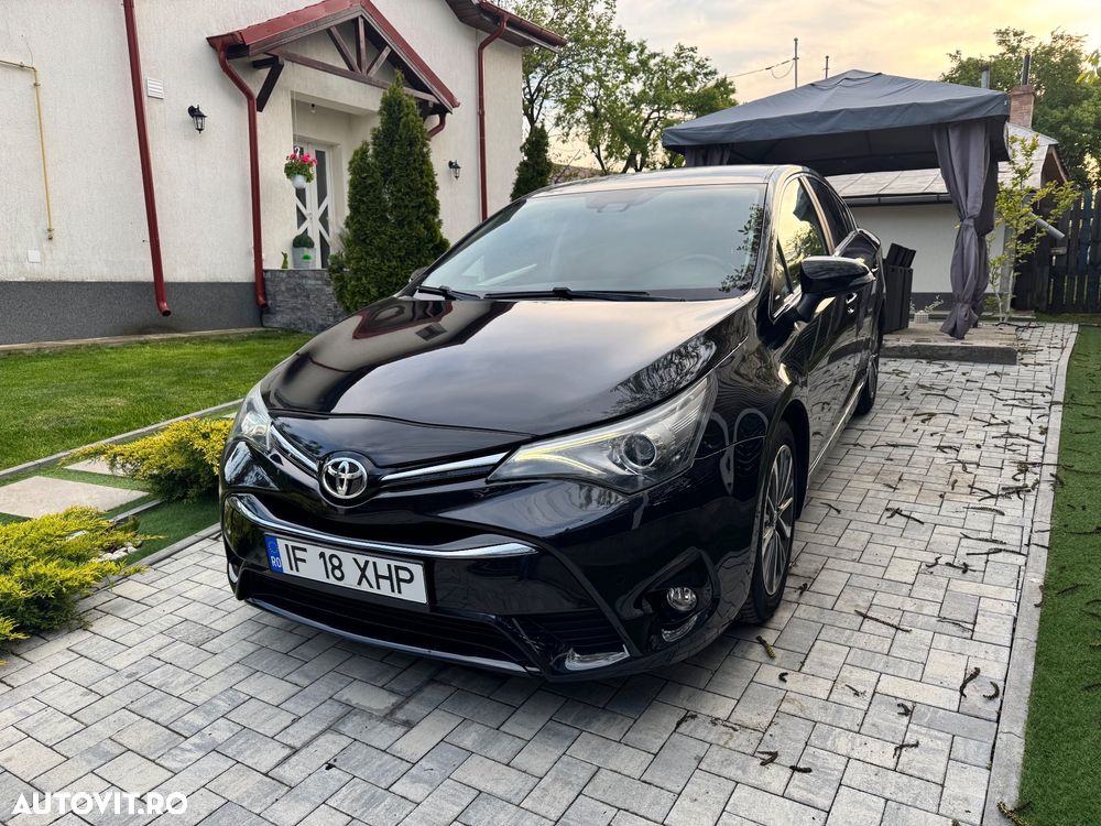 Toyota Avensis - 2