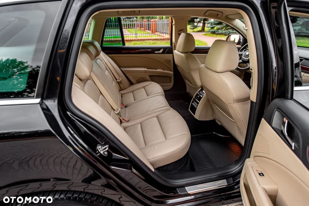 Skoda Superb 3.6 V6 4x4 DSG L&K - 25