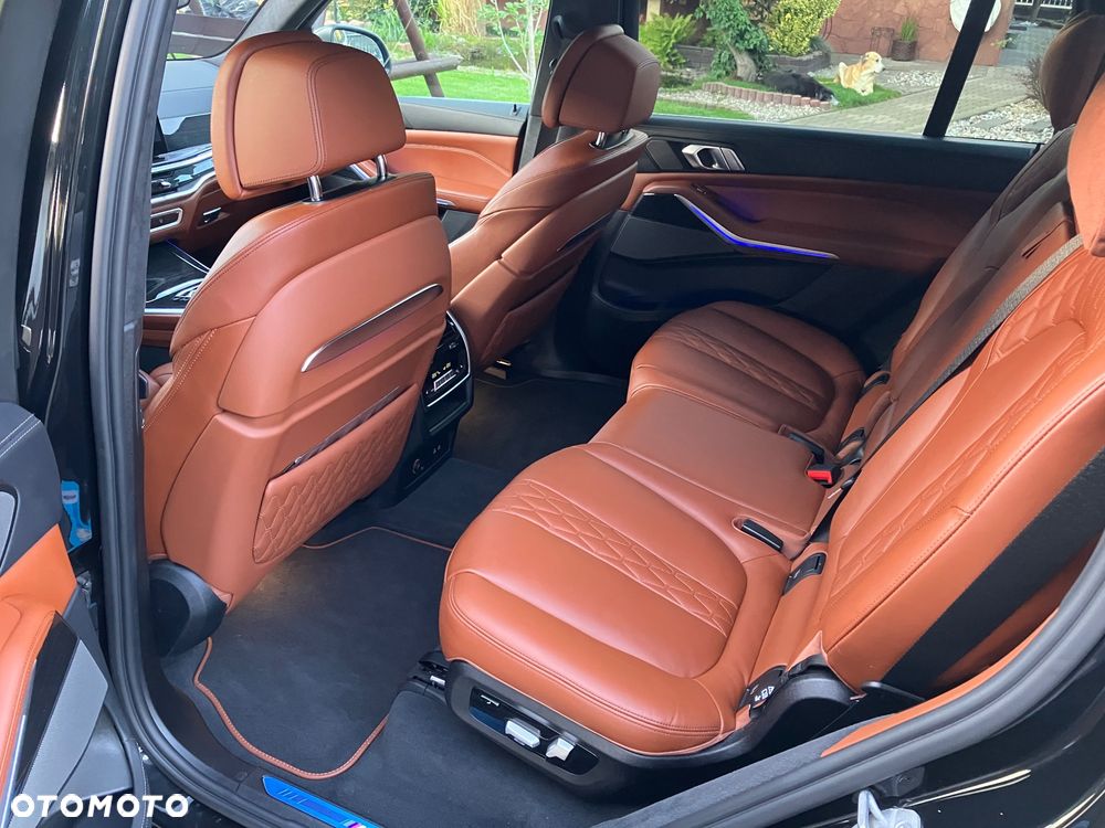 BMW X7 M50d sport - 15