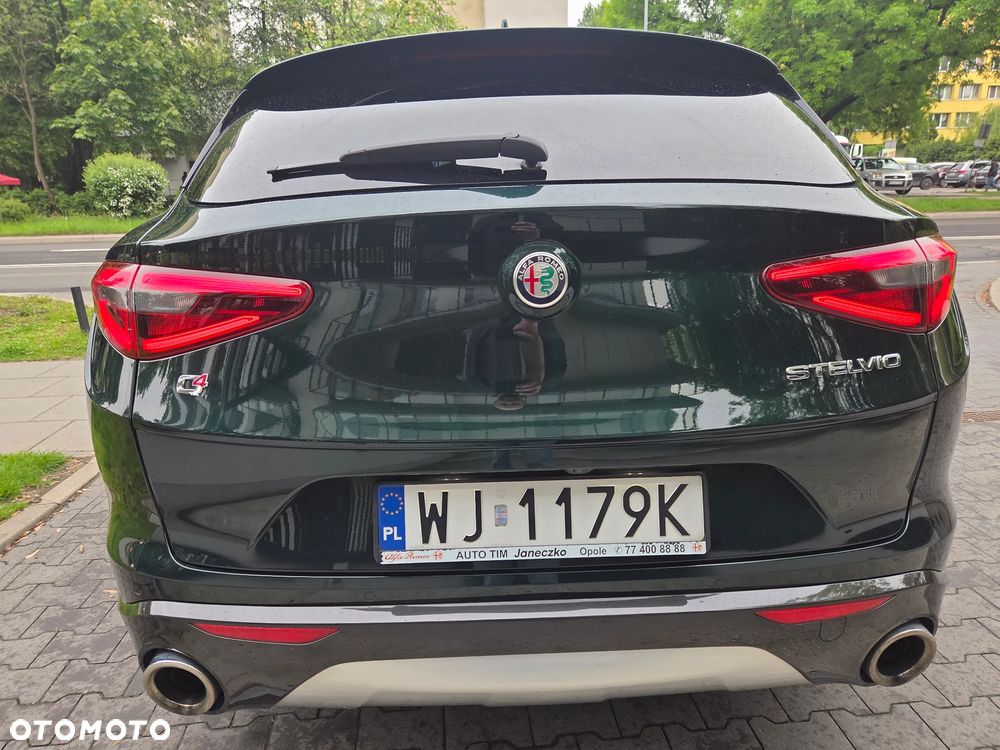 Alfa Romeo Stelvio 2.0 Turbo TI Q4 - 6