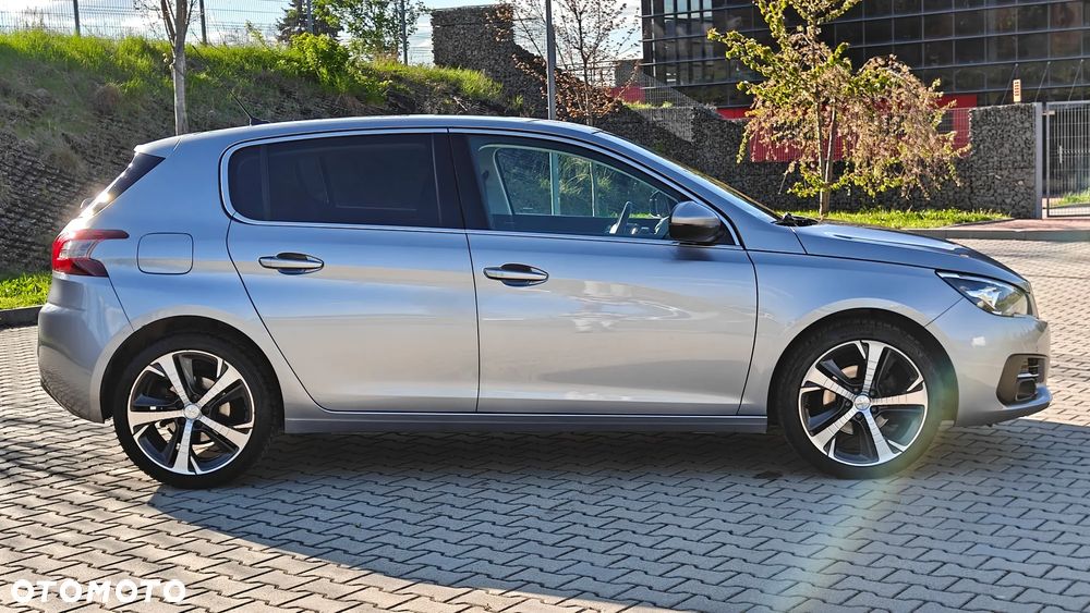 Peugeot 308 PureTech 130 GPF EAT8 Stop & Start Allure - 6