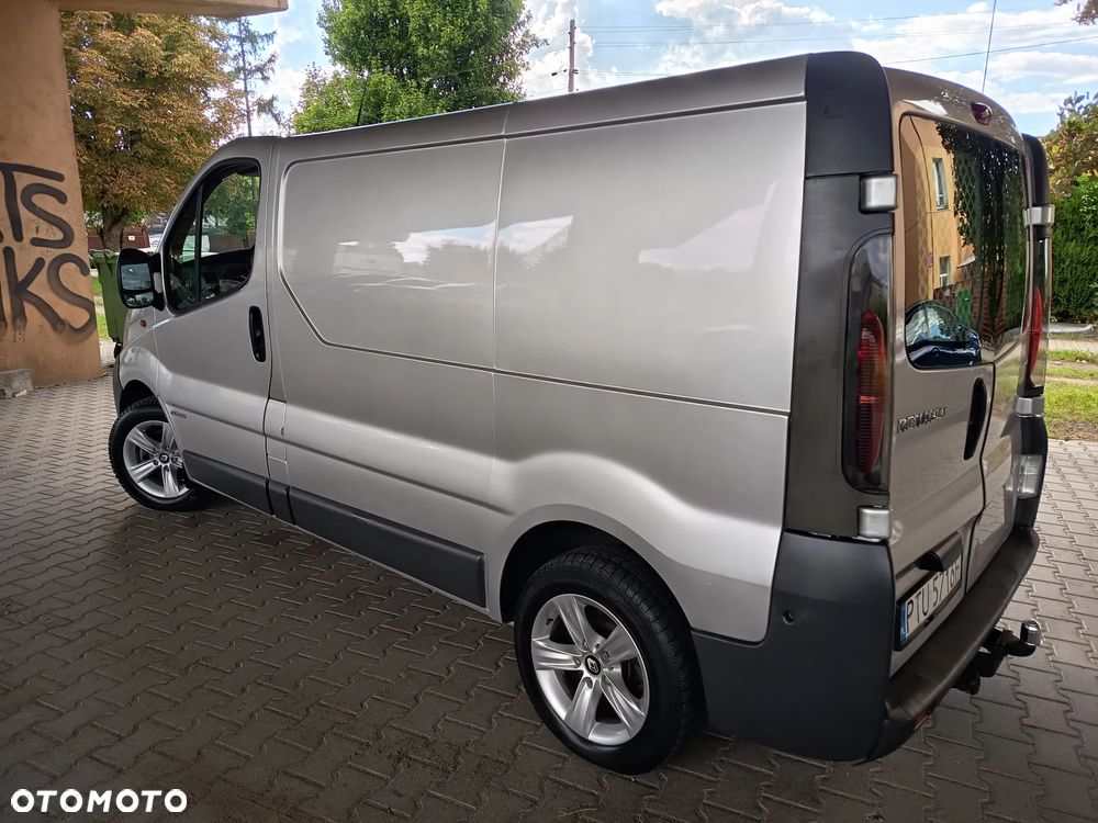 Renault TRAFIC - 4