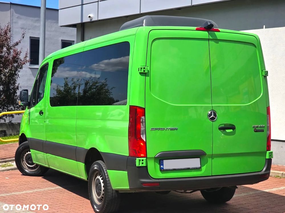 Mercedes-Benz Sprinter - 8