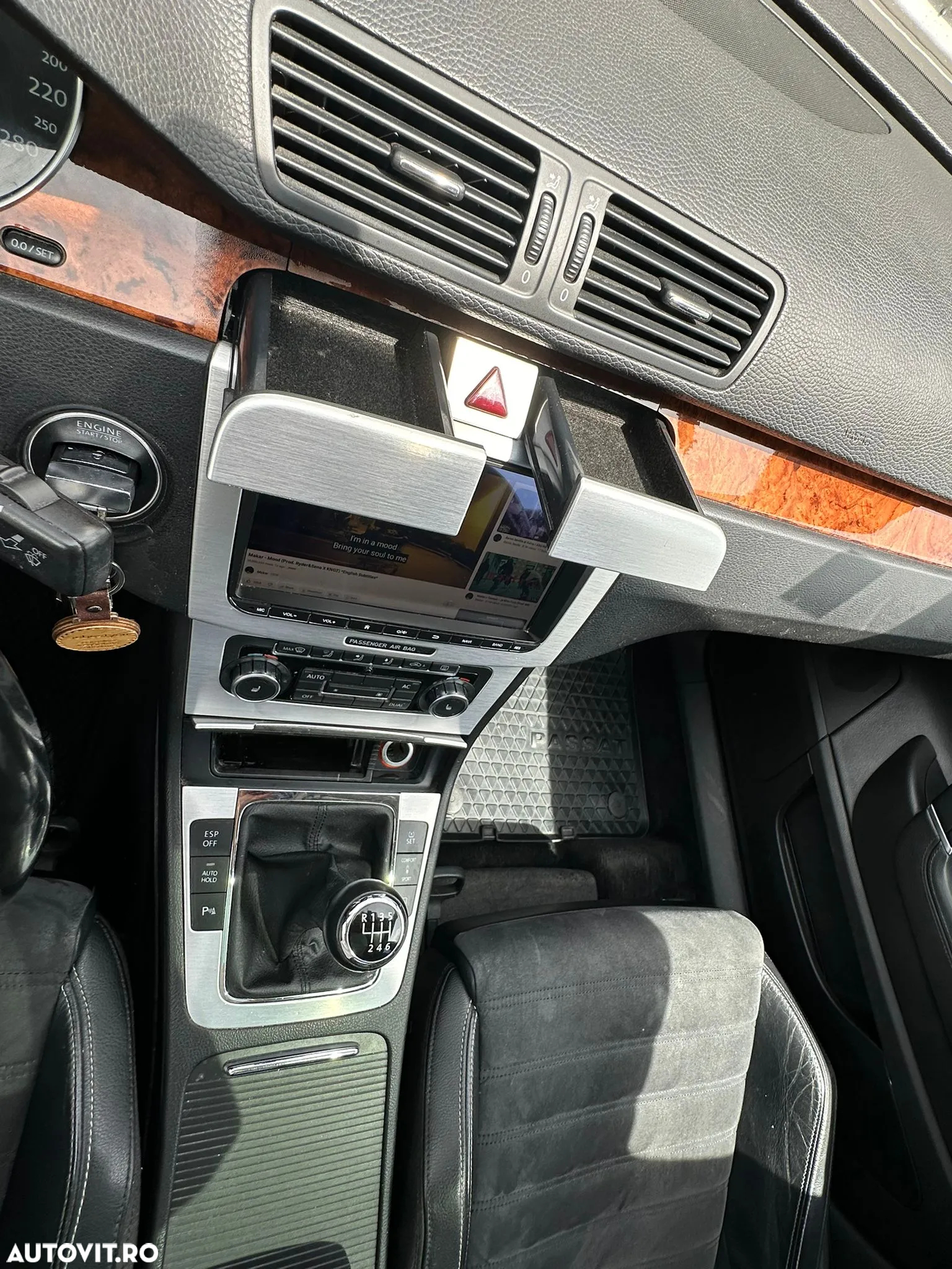 Volkswagen Passat CC - 8