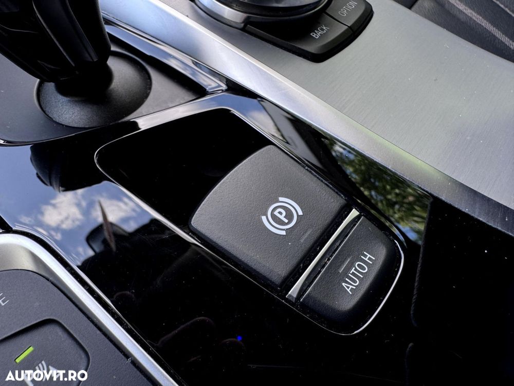 BMW Seria 5 - 23