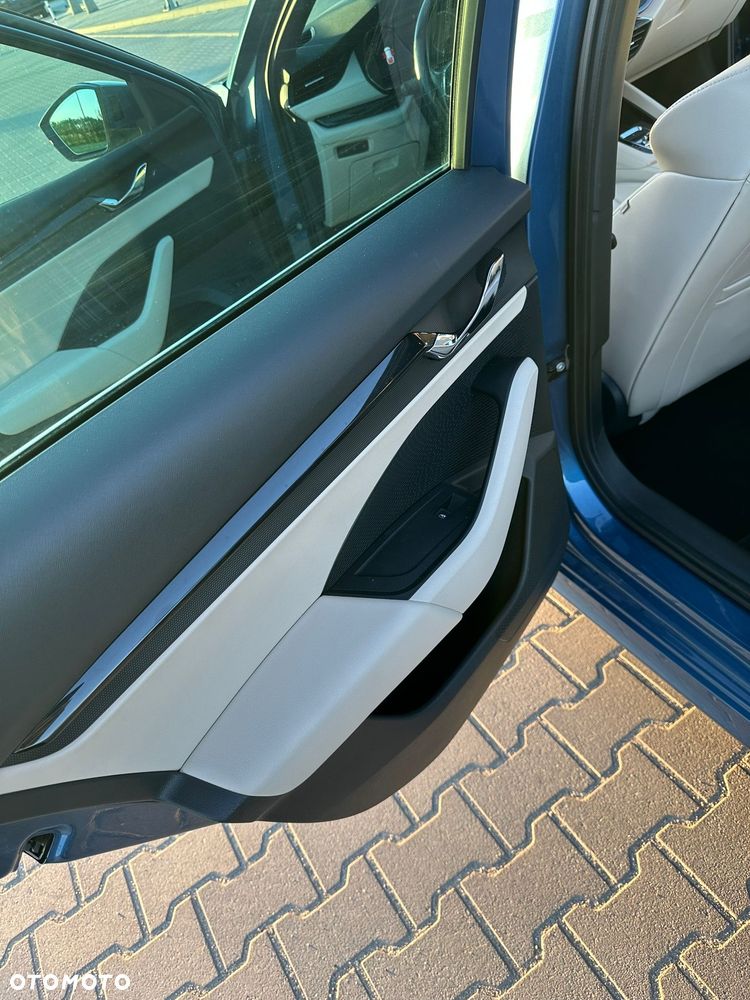 Skoda Octavia 2.0 TDI Style DSG - 8