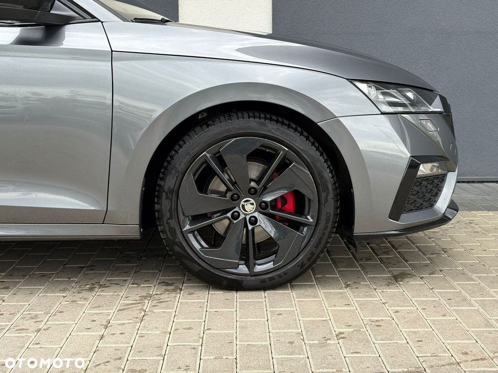 Skoda Octavia 2.0 TDI RS DSG - 21
