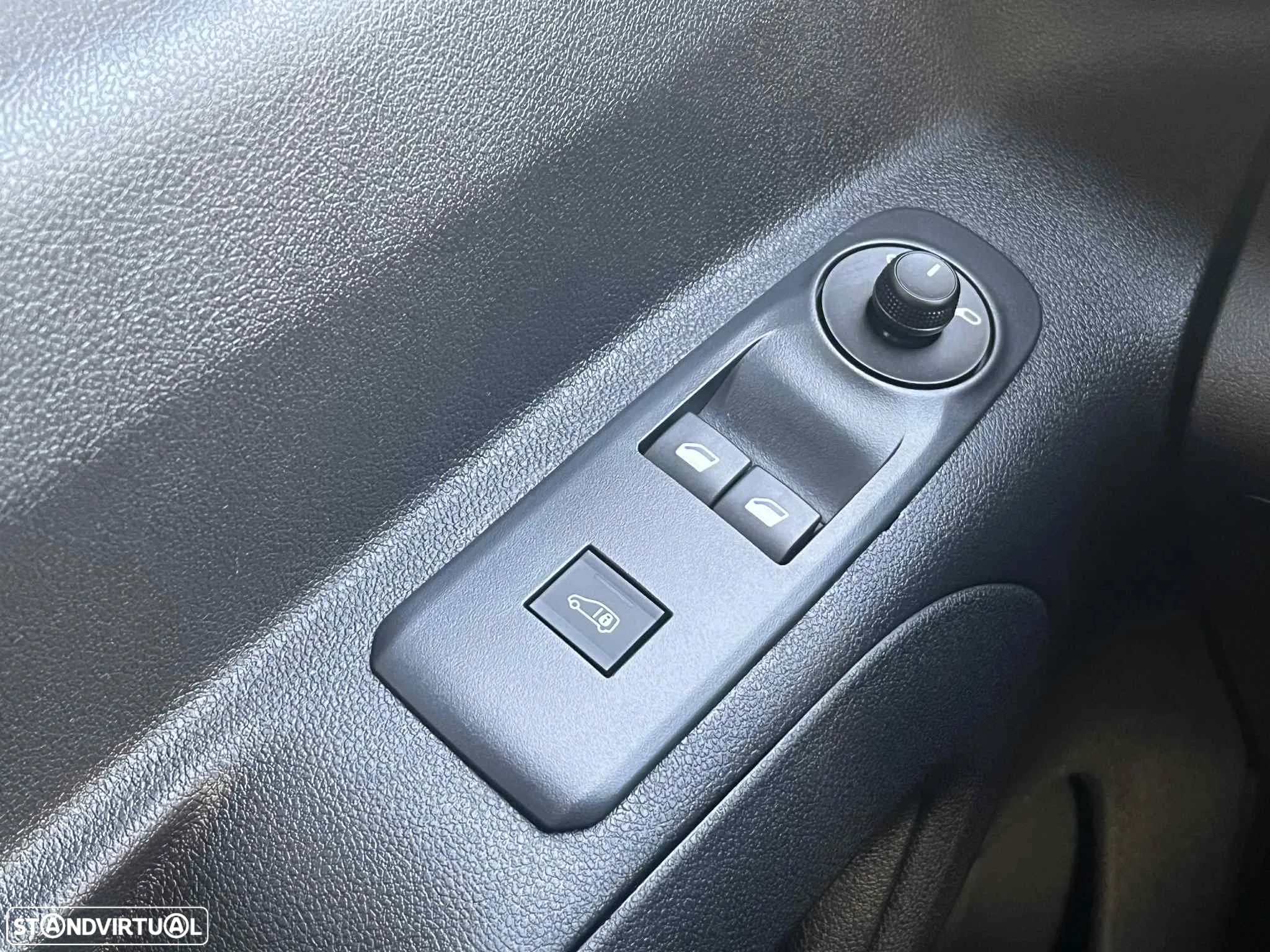 Peugeot Partner Premium Standard 1.5 BlueHDi 130cv - 11