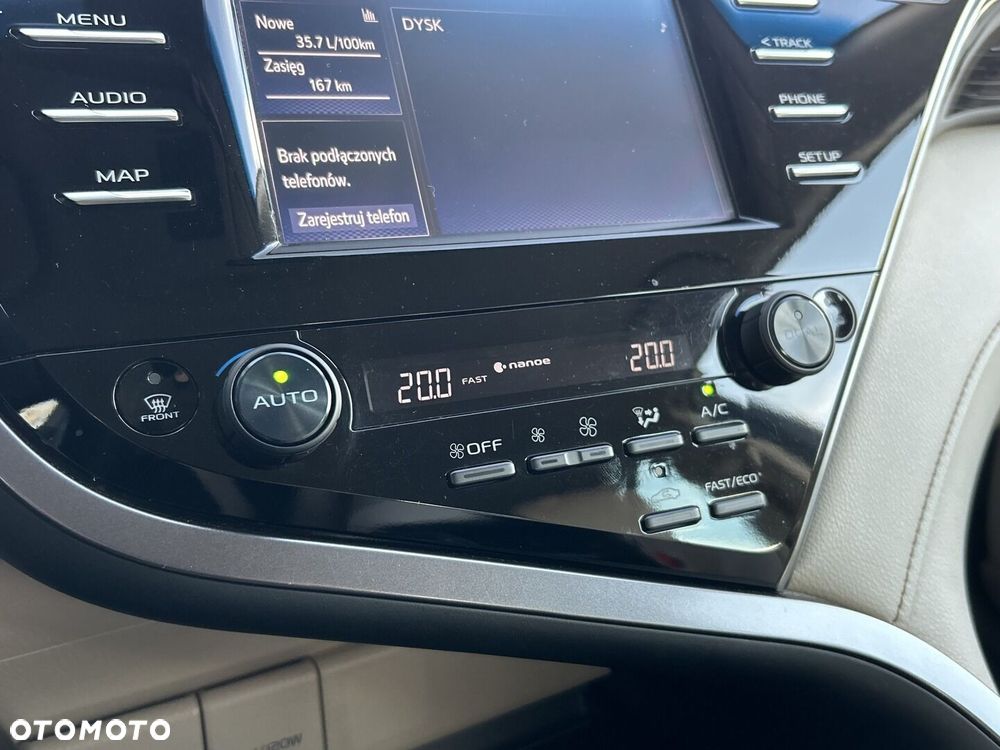 Toyota Camry 2.5 Hybrid Comfort CVT - 20