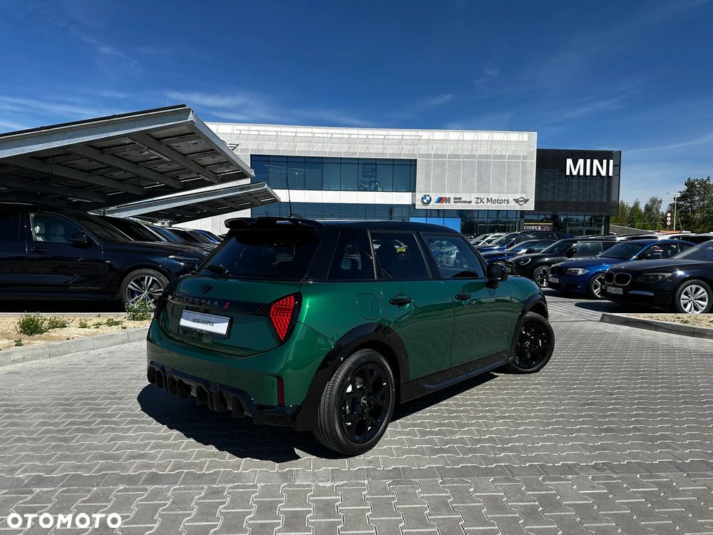 MINI Cooper S John Works Trim - 5